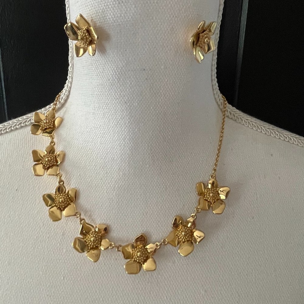 Kate Spade Gold Flower Necklace